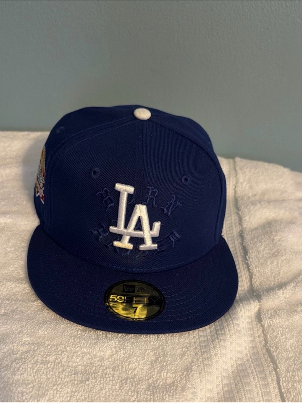 Born X RaisedLos Angeles Dodgers New Era 2024 Champions FittedHat size:7 New